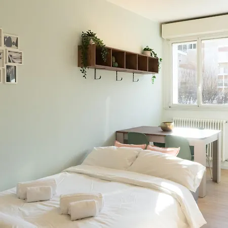 Apartment Arcimboldi's Nest - Close To Metro And Train Milan